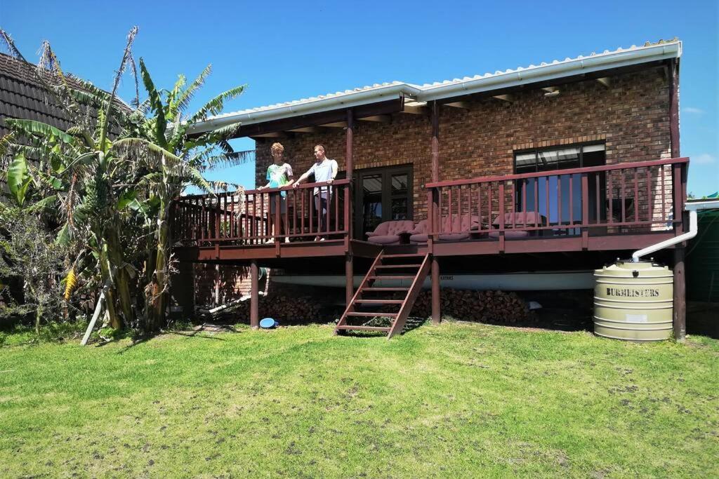 2 Bedroom Guest Suite At A-Frame Glengariff Beach Glen Eden Kültér fotó